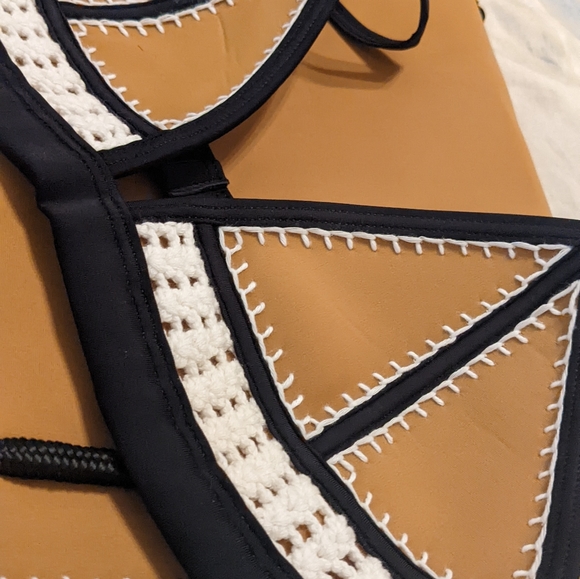 Triangls bathing suit - Picture 7 of 8